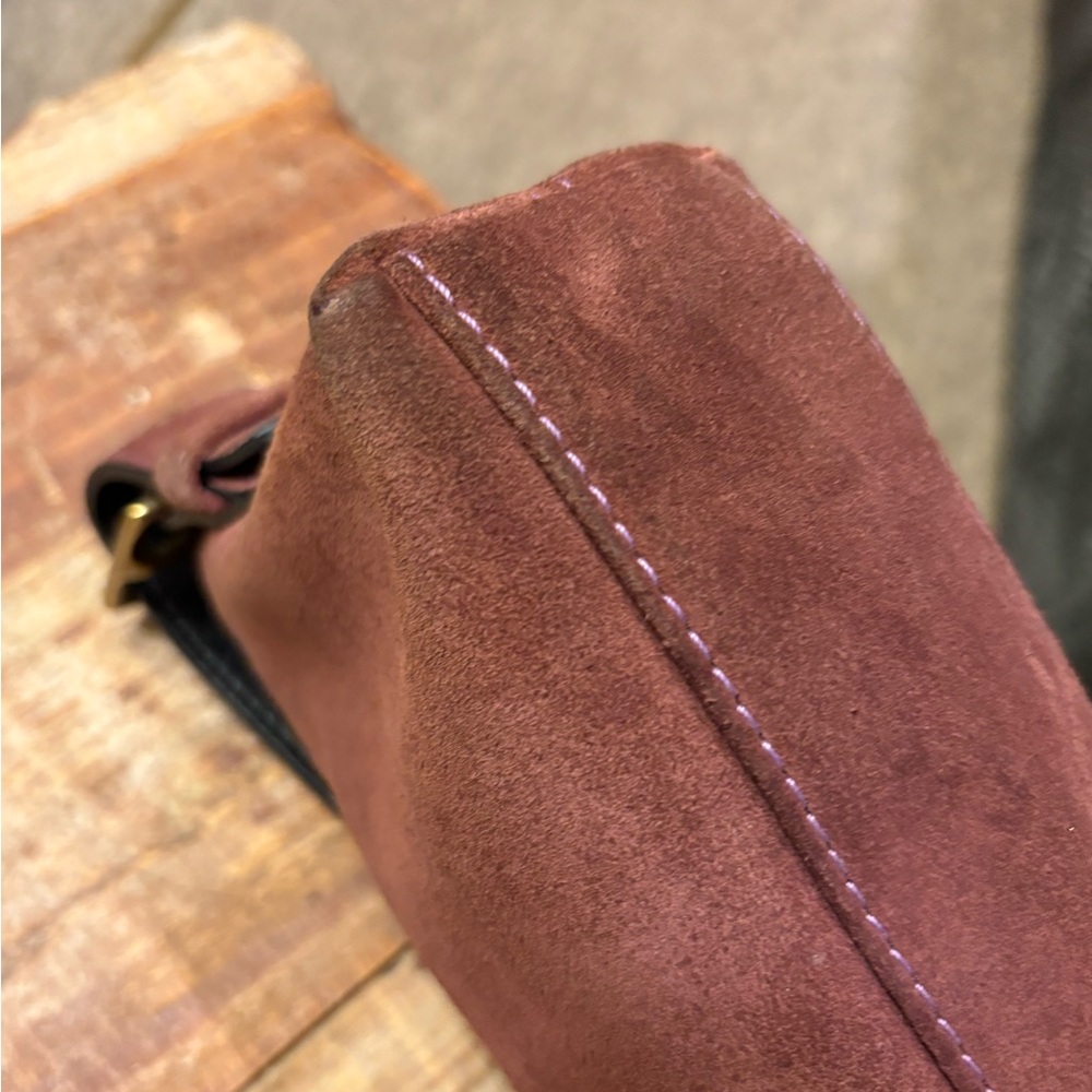 RARE Vintage Coach Hamptons 7470 Burgundy Suede Demi Baguette Hobo Bag Y2K - Picture 3 of 15